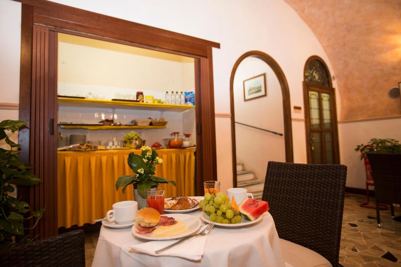 רומא Hotel Giubileo מראה חיצוני תמונה